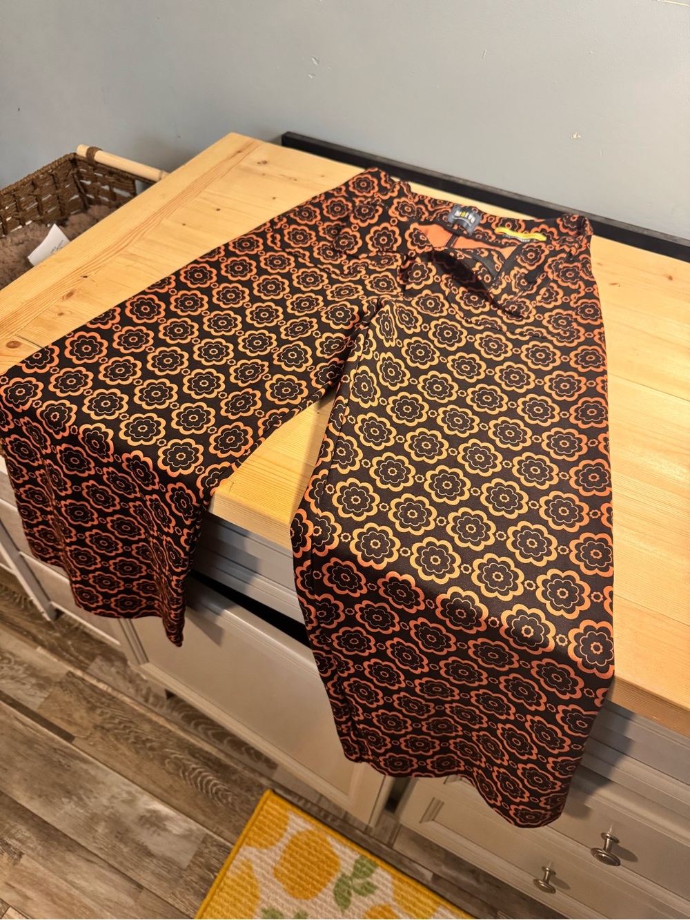 Maeve Black and Orange Retro Floral Wide-Leg Pants